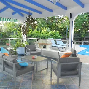 Villa Le Bord Bleu, Le Moule